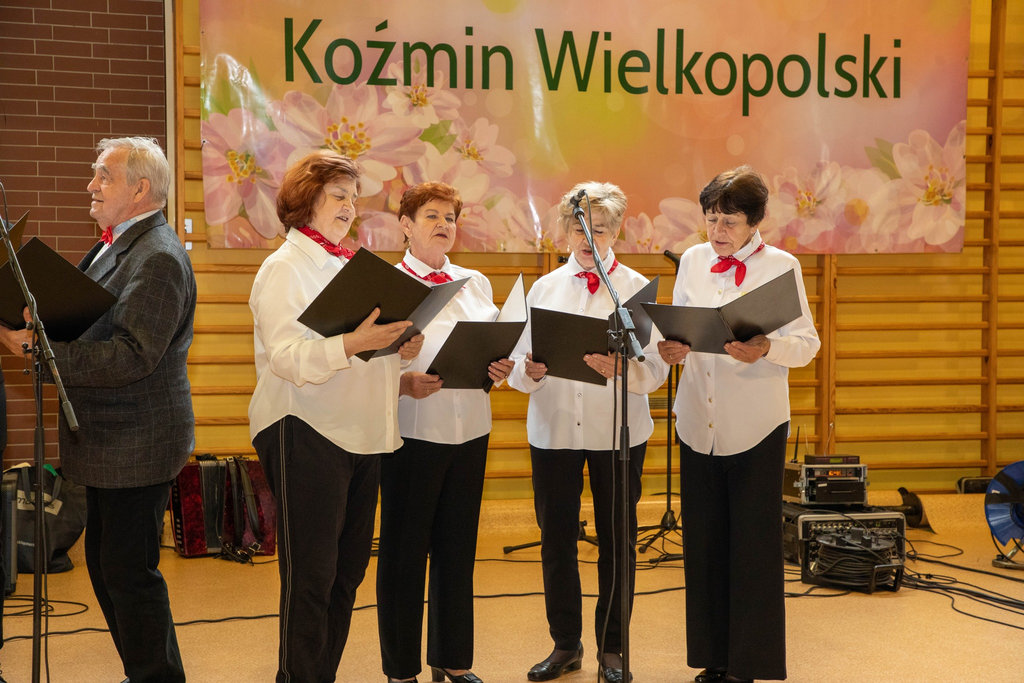 IV Przegląd Piosenki Senioralnej „Wiosna cieplejszy wieje wiatr”